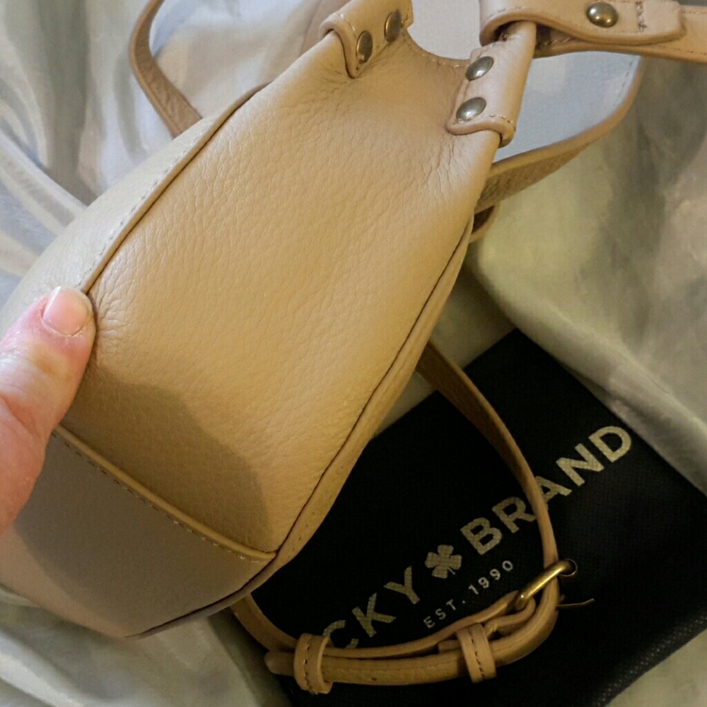 Lucky brand Aden crossbody NWT - Picture 6 of 7
